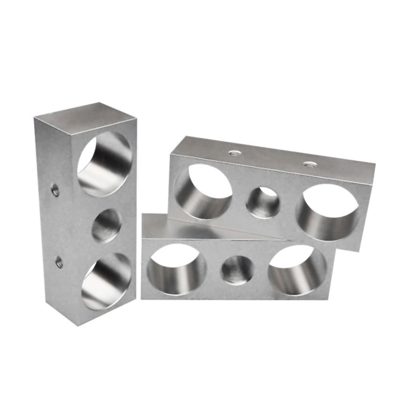 Wysoka precyzja 5-osiowa obróbka CNC części ze stali nierdzewnej / mosiądzu / aluminium / tytanu, części do toczenia CNC